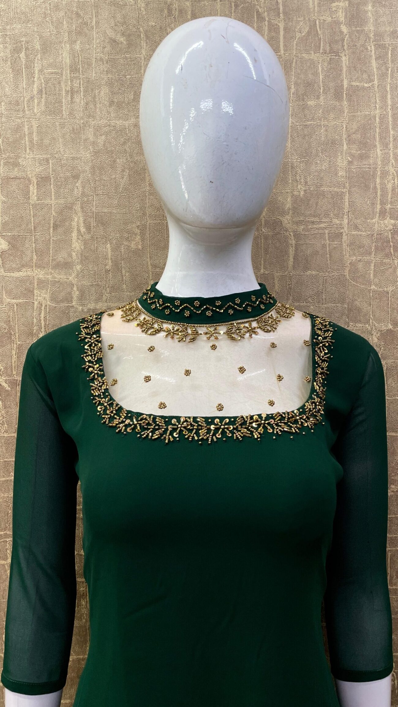 Jewel Neck / Blooming SKU: TH0057 - Image 3