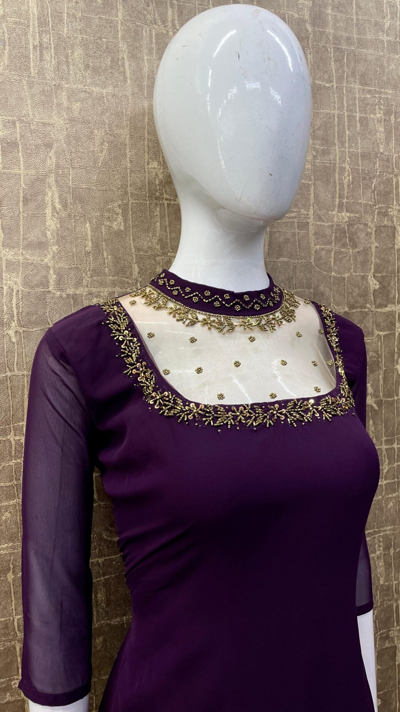 Jewel Neck / Blooming SKU: TH0057 - Image 5