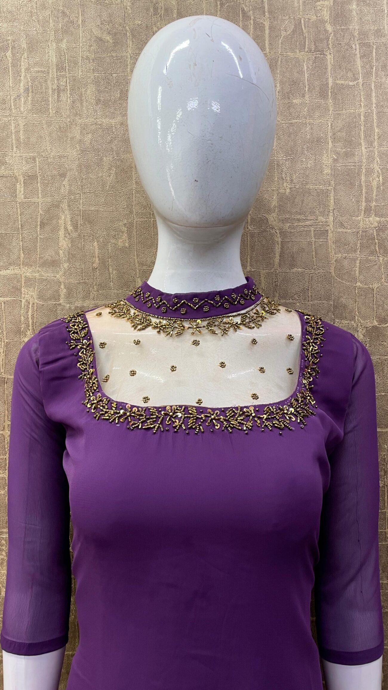 Jewel Neck / Blooming SKU: TH0057 - Image 9