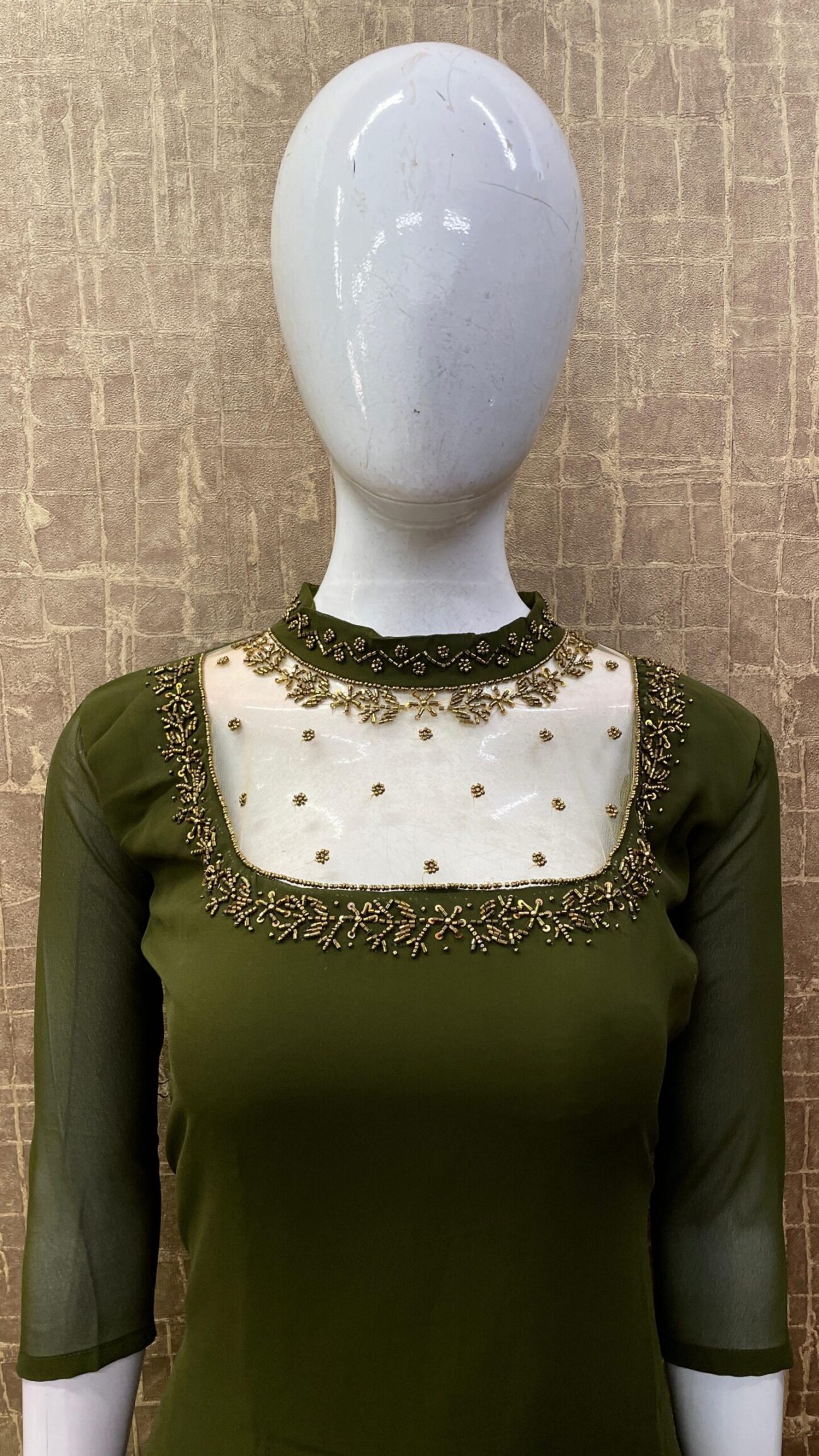Jewel Neck / Blooming SKU: TH0057 - Image 16