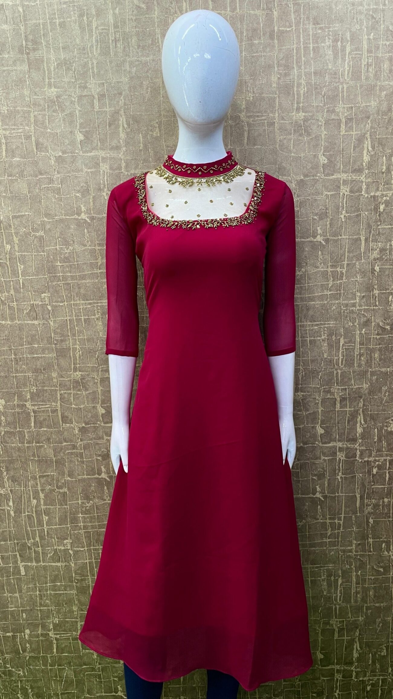 Jewel Neck / Blooming SKU: TH0057 - Image 17