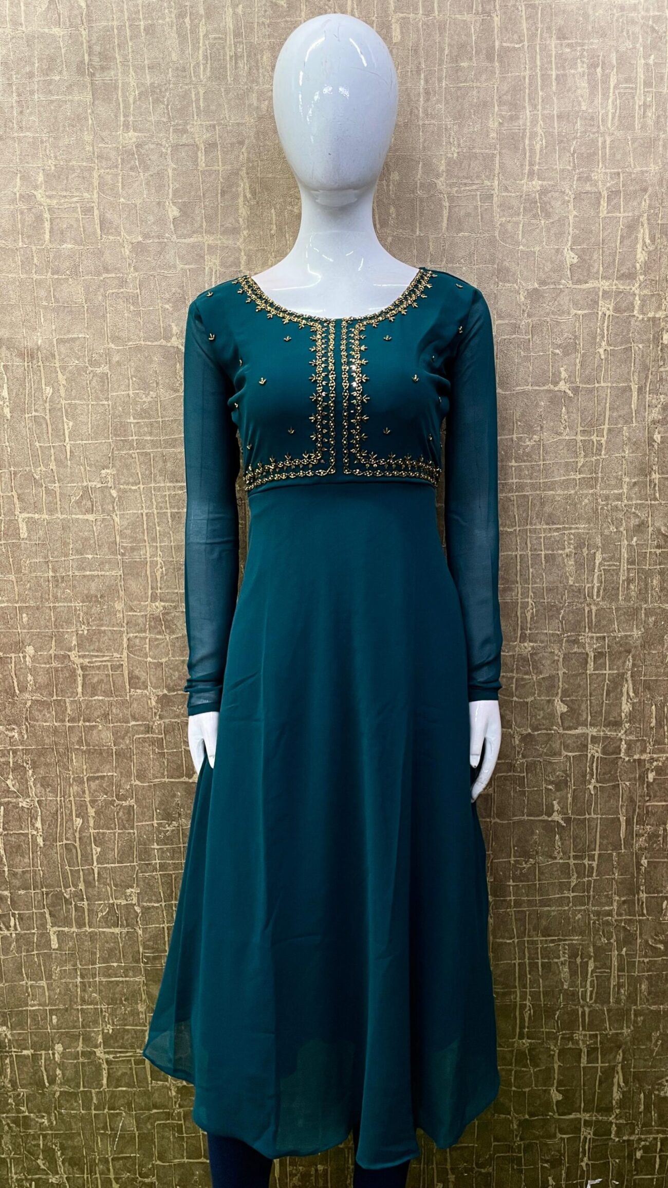Full Sleeve - Flared / Handwork SKU: TH0062 - Image 10