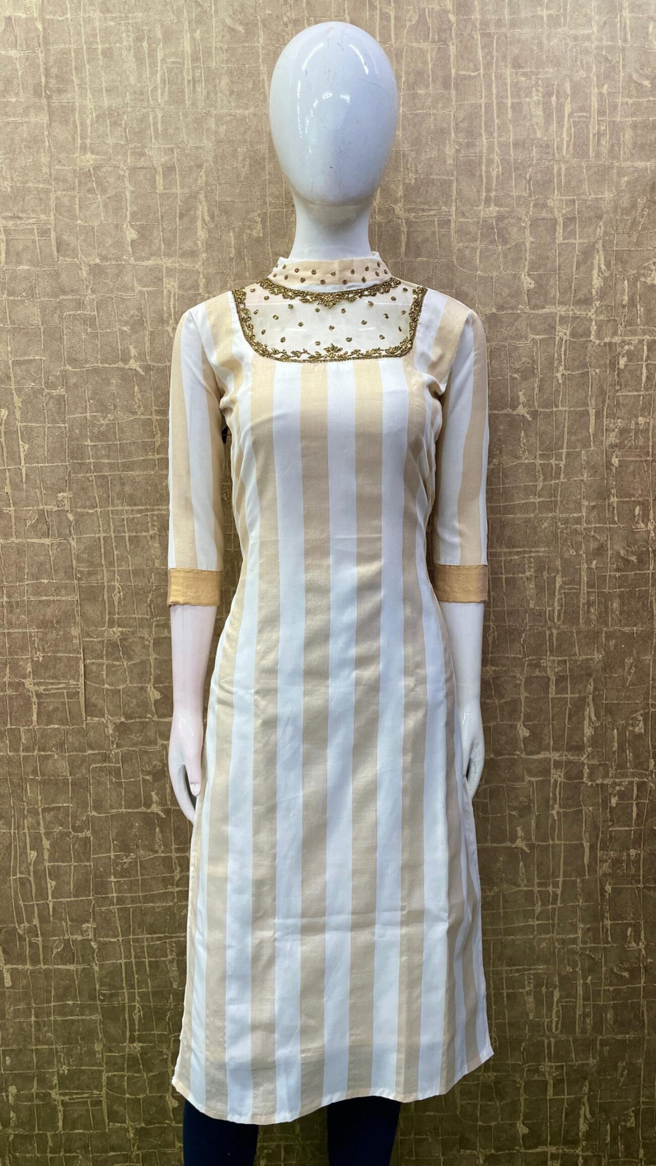Striped Kerala Tissue / Jewel Neck SKU: TH0002