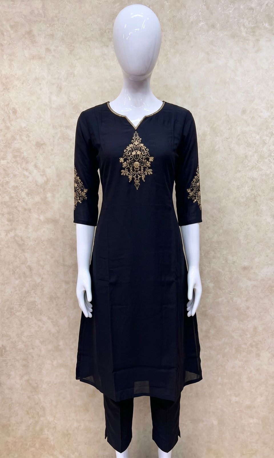 #TH212 / Panel Cut Kurti-Pant Set / Jet Black - Image 2