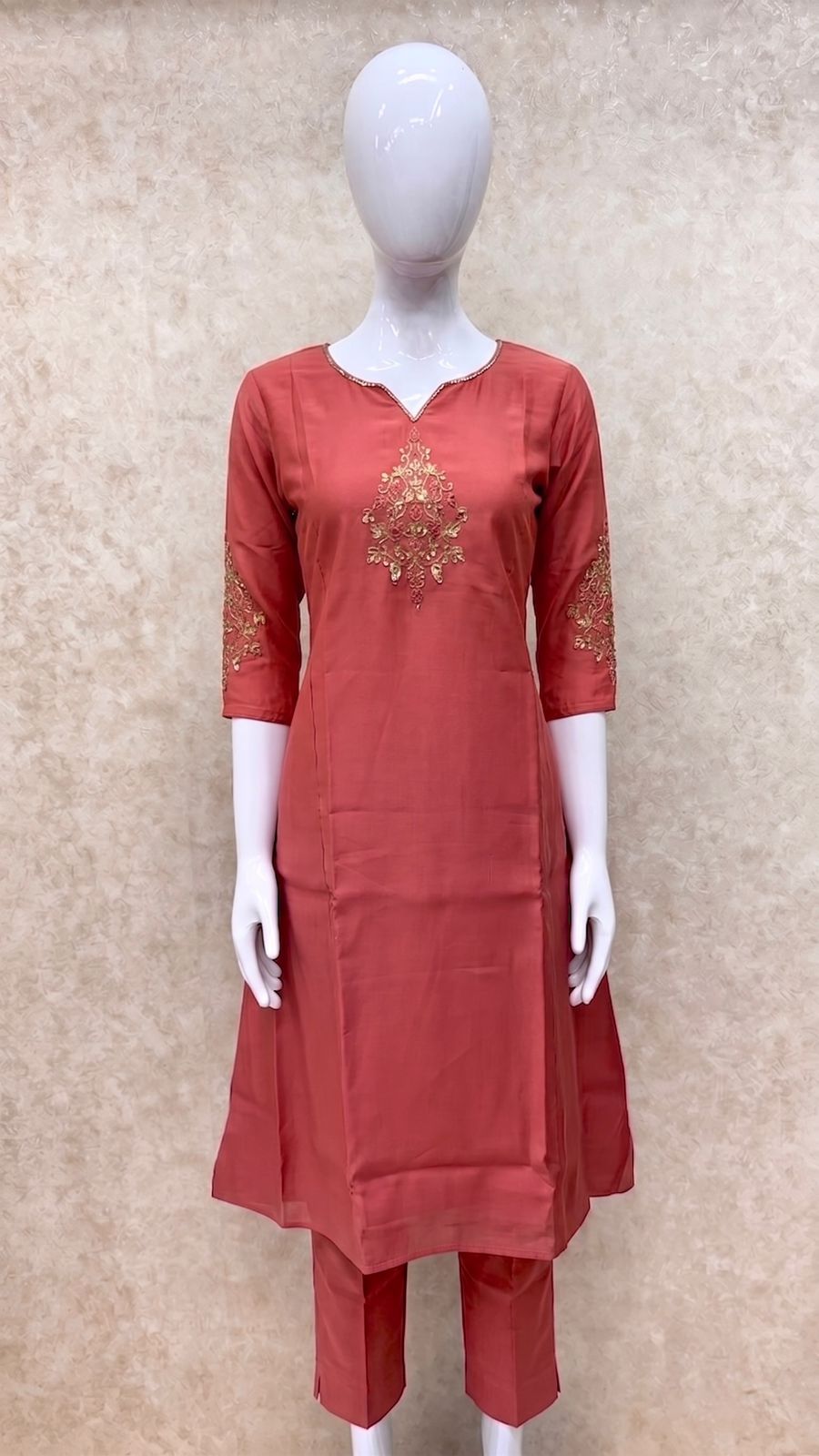 #TH212 / Panel Cut Kurti-Pant Set / Peach - Image 2