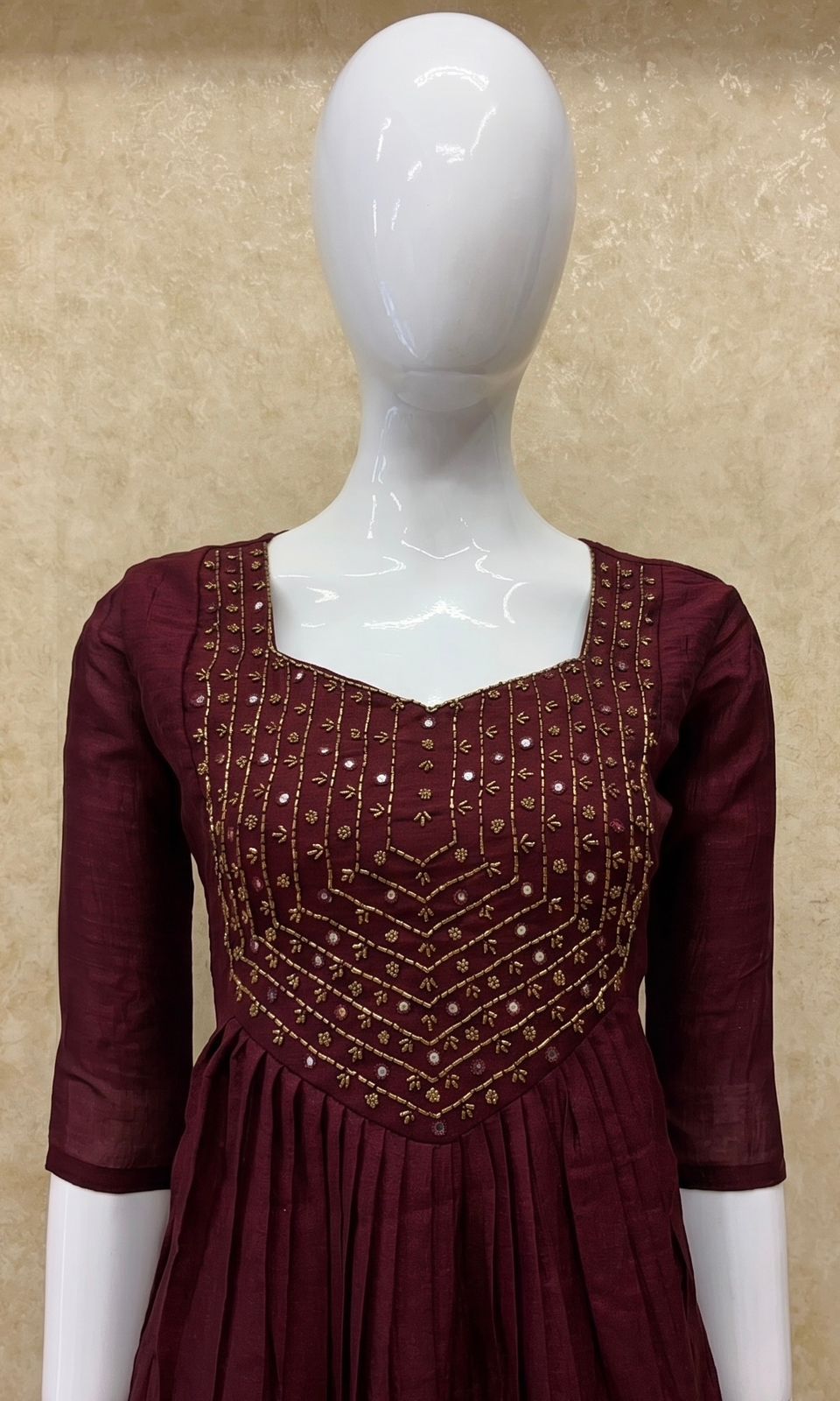 #TH154 / Vichitra Silk / Pleated / Heavy Mirror work / Maroon