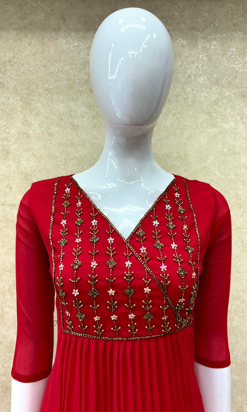 #TH188 / Pleated / Floral Square Handwork03 / Red