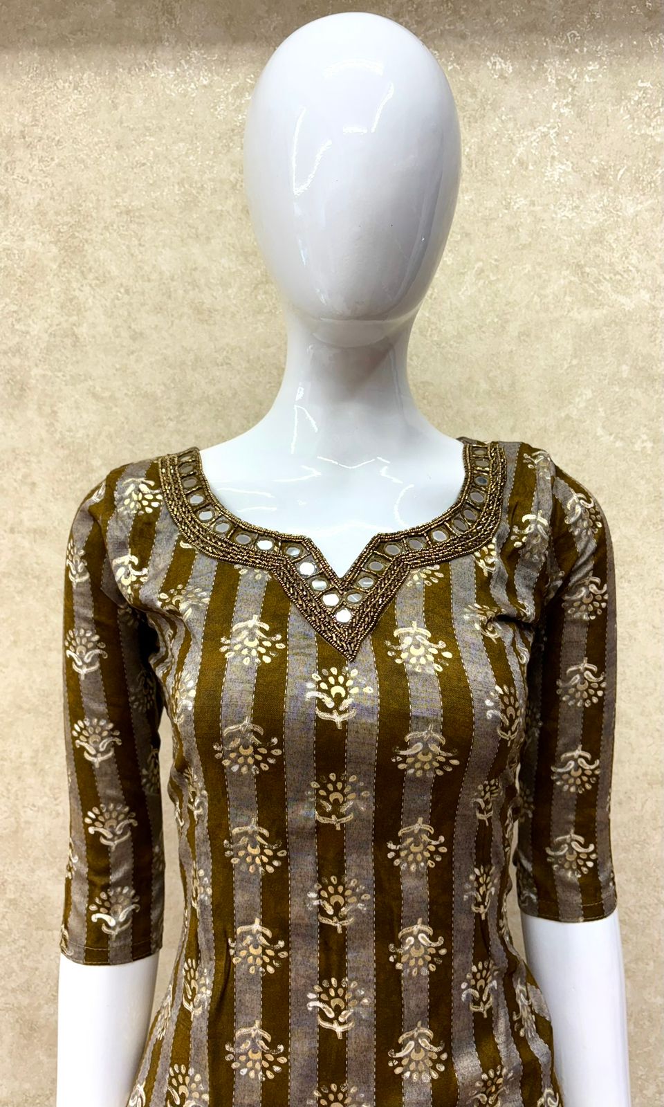 #TH179 / Premium Modal Rayon Kurti / Mirror work / Mehndi Green