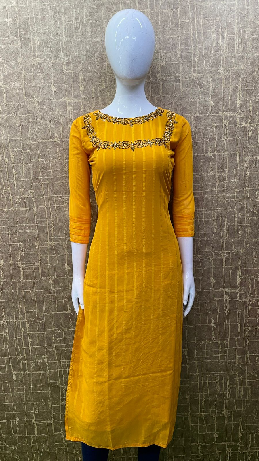 #TH93 / Shimmer pattern / Slitted kurti / Yellow — Full Size Set - Image 2