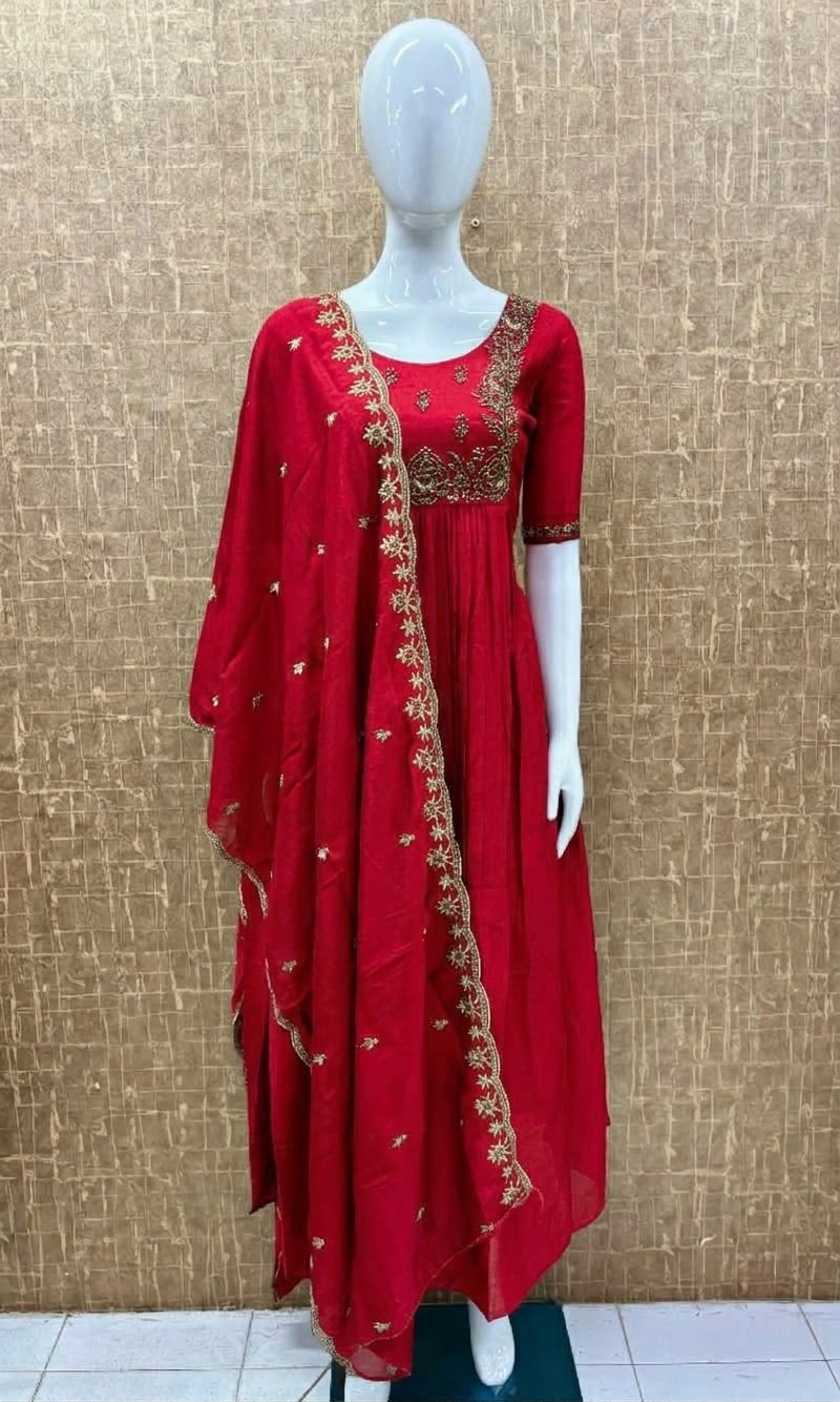 #TH232 / Long Top Heavy Embroideried Dupatta Set / Party wear / Red - Image 2